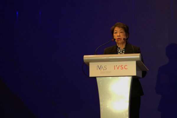Mrs Lim Hwee Hua giving a Keynote Address